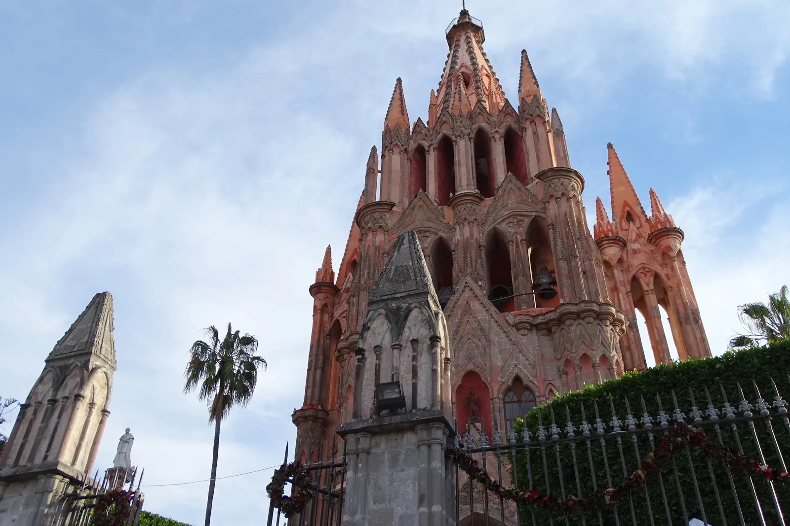 The pink neo-Gothic Parroquia de San Miguel Arcángel in San Miguel de Allende, Mexico.